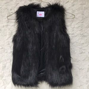 EUC Children’s Place Faux Fur Brown Vest  Med 7/8